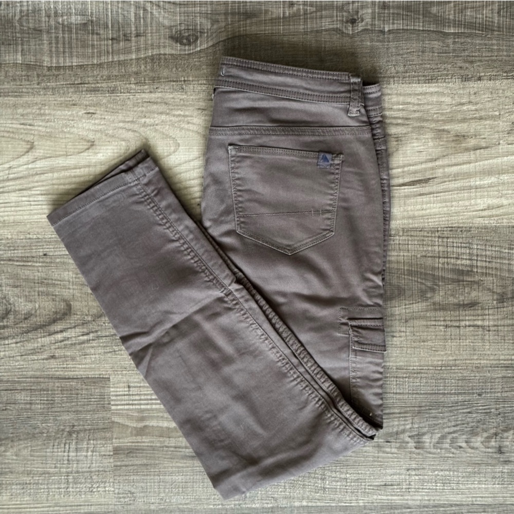 L. L. Bean Skinny Cargo Denim Pants Size 8 Green
